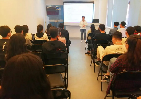 1559109227990343.jpg 配图5 云和数据西安中心开班典礼隆重举行.jpg